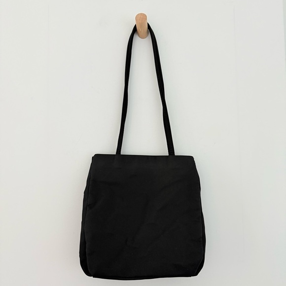 Vintage Prada black nylon Tessuto medium tote bag - Picture 6 of 8